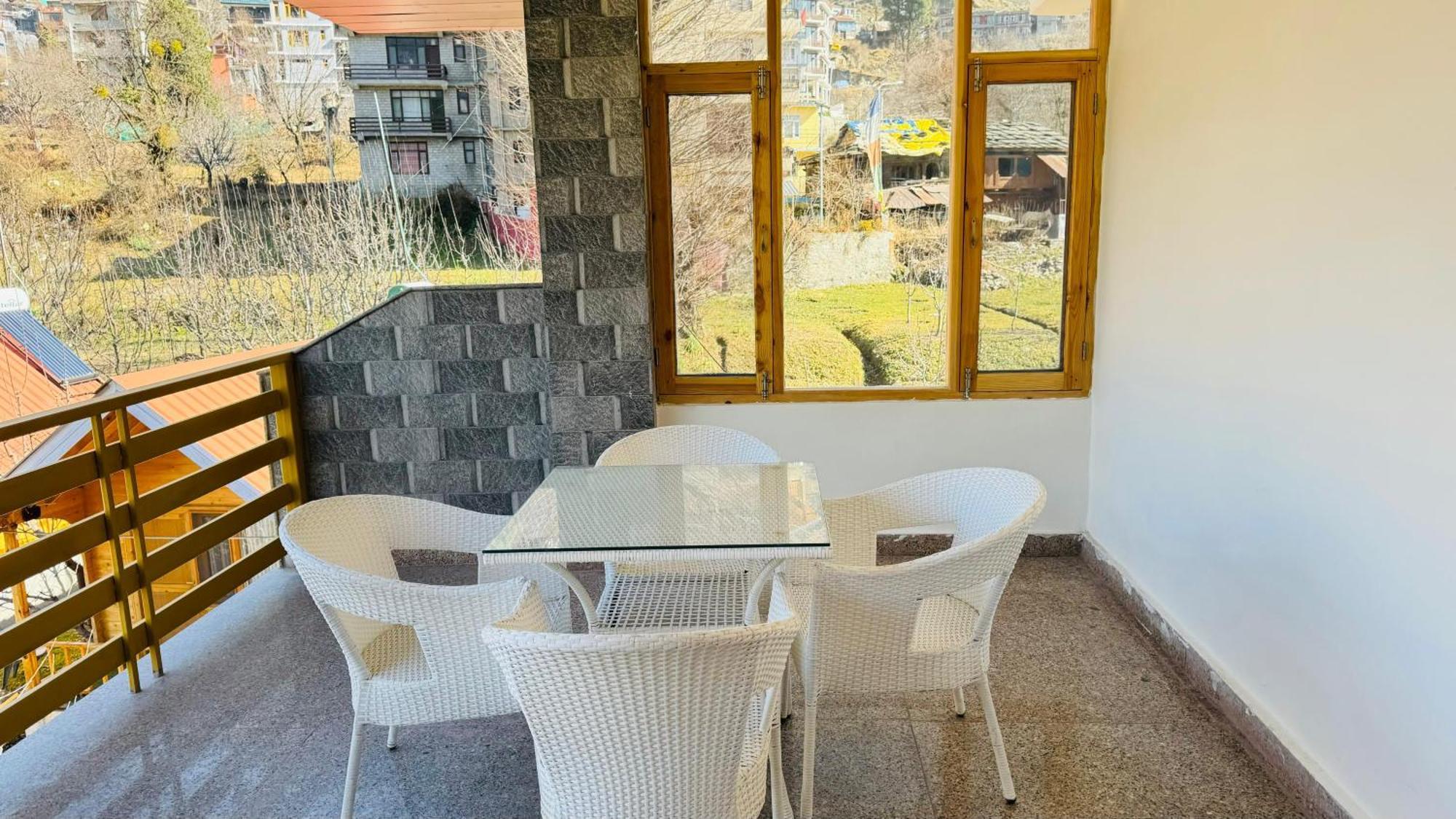 The Midnight Garden Manali Hotel Exterior foto